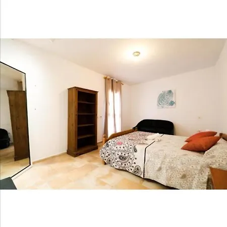 Дом отдыха Estrella House